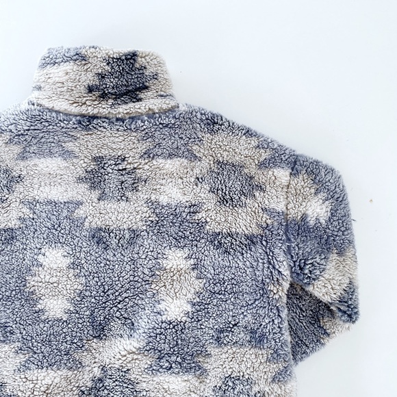 Thread & Supply Fluffy Crop 1/4 Zip - Picture 3 of 3